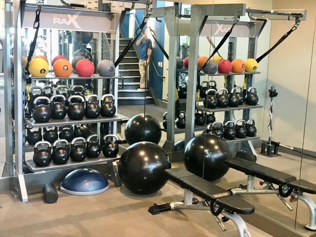 Building Photo - Brand New Townhome Overlooking Mission Valley