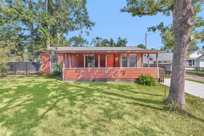 Primary Photo - 10441 Royal Adrian Dr