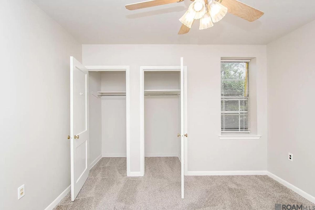 Building Photo - 1725 April St