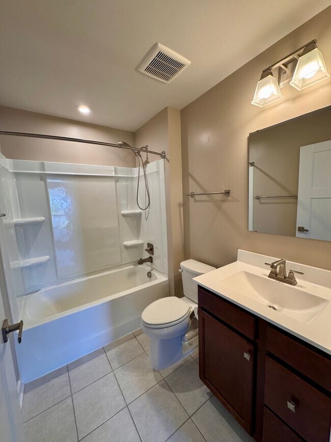Building Photo - Duplex for Rent in McGaheysville