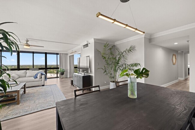 Building Photo - 3301 Bayshore Blvd