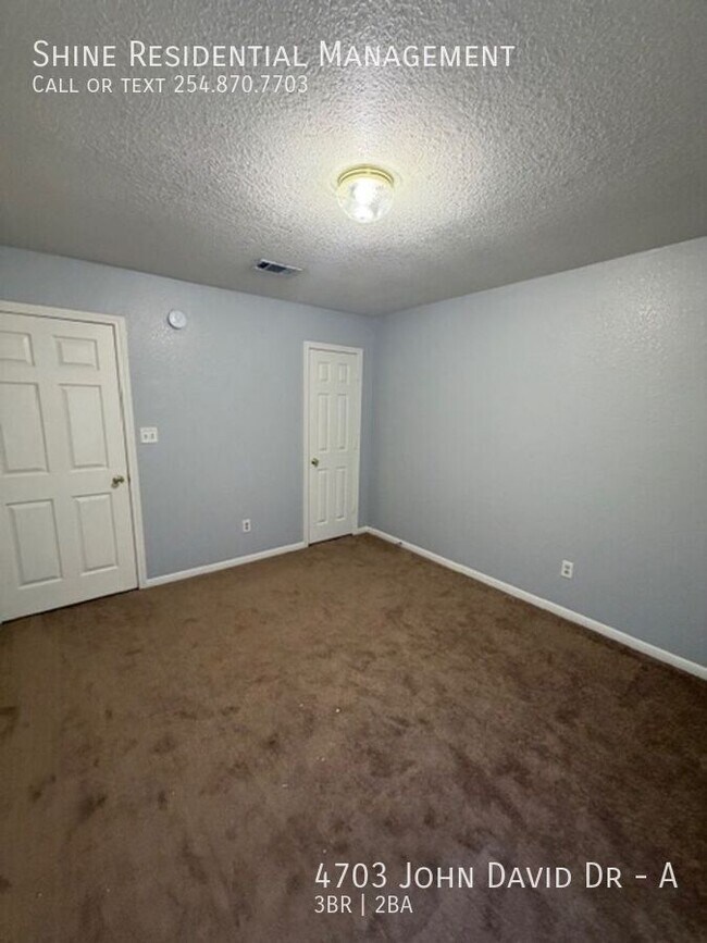 Building Photo - 4703 John David Dr