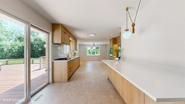Building Photo - 8473 Canterberry Dr