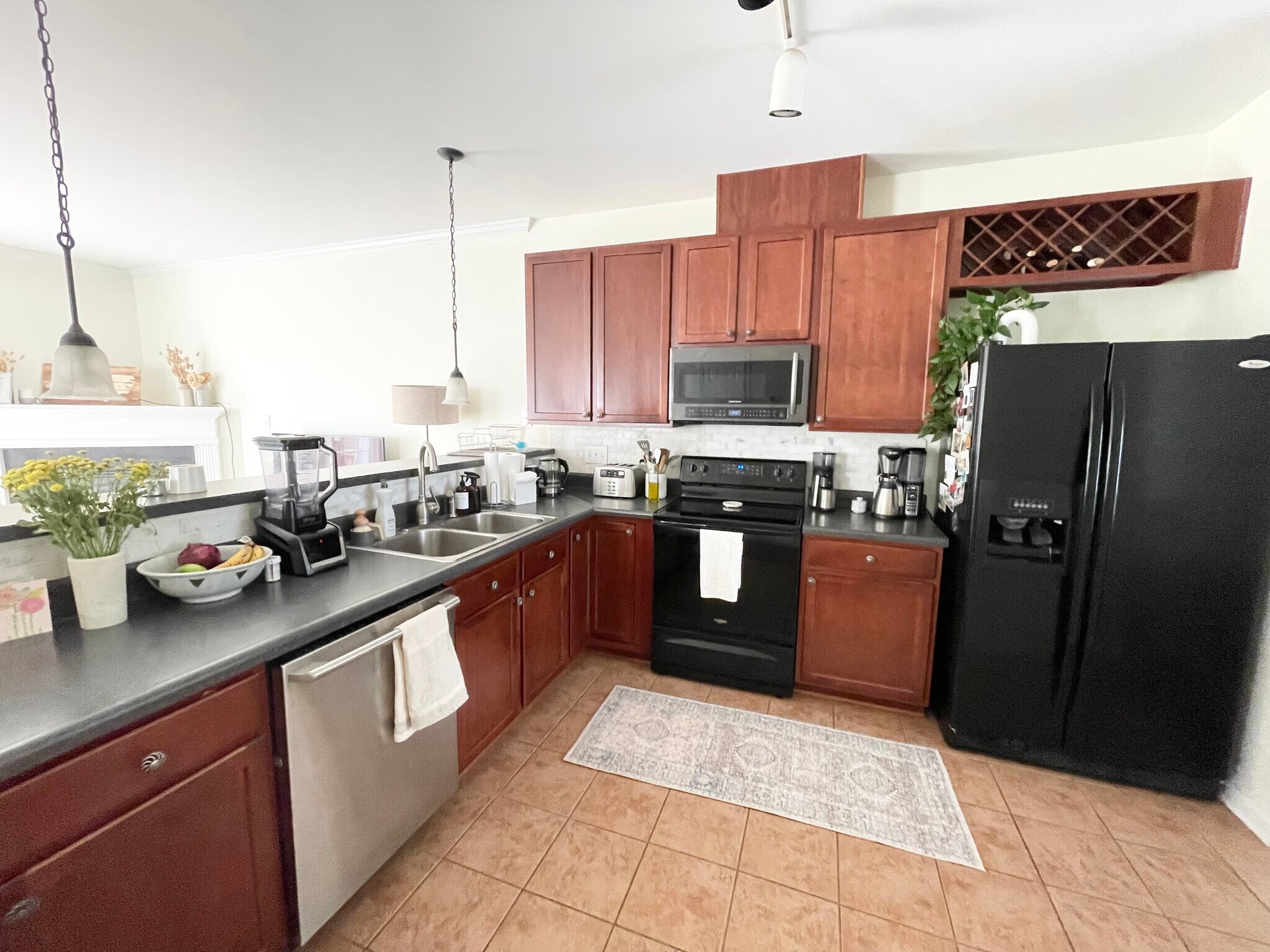 Kitchen 1 - 224 Hampshire Downs Dr