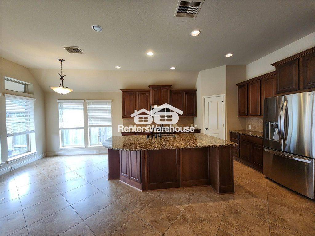 Building Photo - 27123 Bunker Bluff Ct