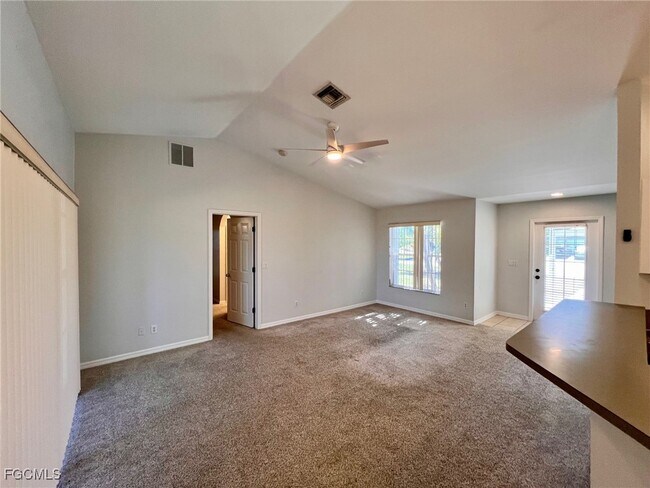 Building Photo - 1429 SW 29th St