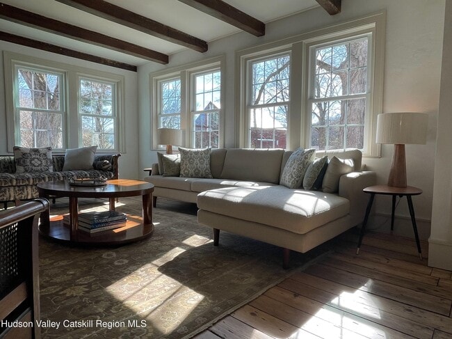 Building Photo - 416 Hapeman Hill Rd