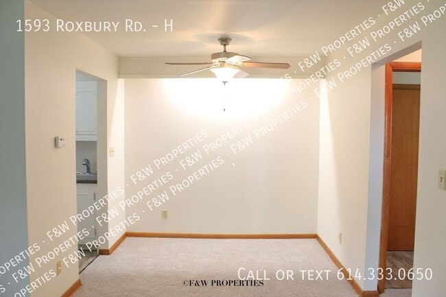 Building Photo - 1593 Roxbury Rd