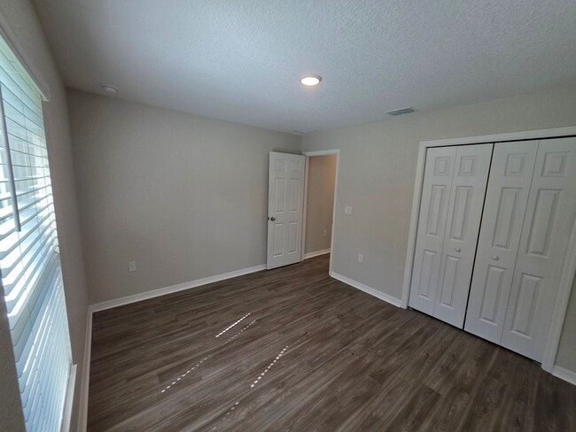 Building Photo - Charming 3 bed 2 bath in Inverness