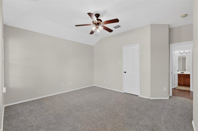 Building Photo - 1037 Johnson City Ave