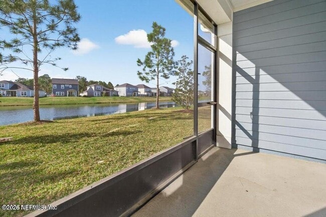 Building Photo - 260 Brandon Lks Dr