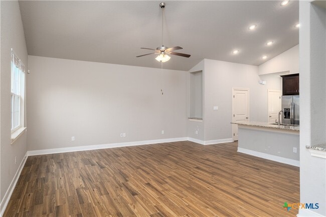 Building Photo - 3067 View Ridge Dr