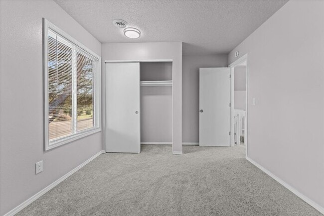 Building Photo - OPEN HOUSE FRIDAY 3/6/26 - Newly Renovated 3BD/2BA Duplex w/ Garage & Fireplace - Beaverton Highl...