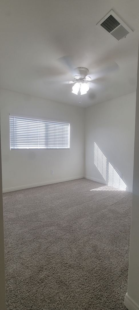 Building Photo - 3512 S Half Moon Dr
