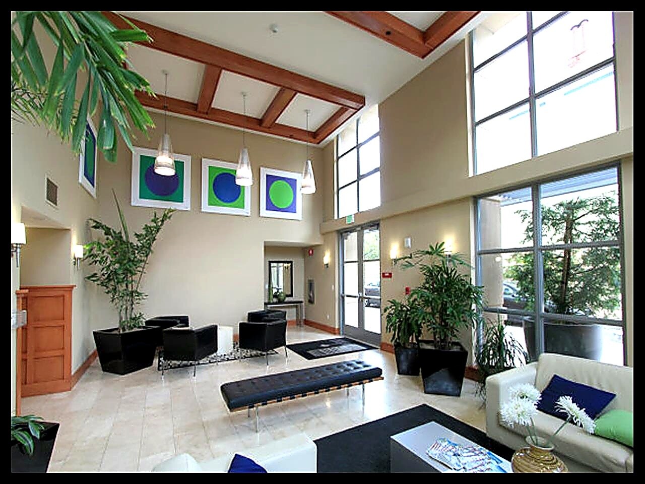 Common Area - 175 W St James St