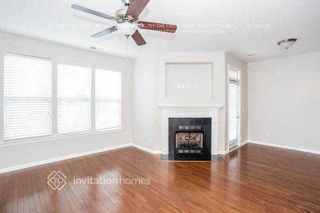 Building Photo - 890 Windy Falls Dr