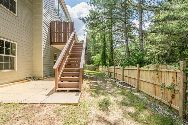 Building Photo - 4720 Shiloh Springs Rd
