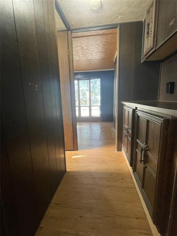 Building Photo - 15756 Trigonia St