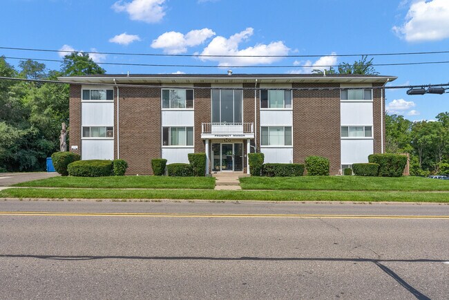 Building Photo - 120 N Prospect Rd