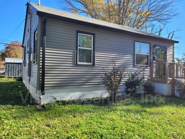 Building Photo - 127 Boston Ct