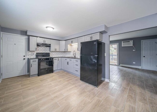 Building Photo - 15334 Doctor M.L.K. Jr Dr