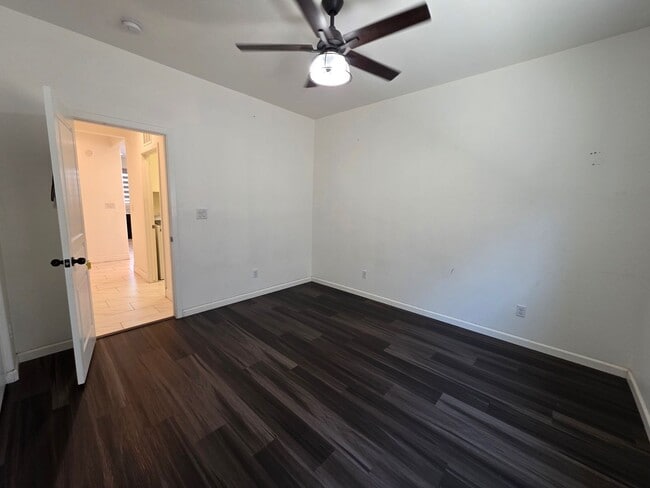 Building Photo - 3936 E Cypress Ave
