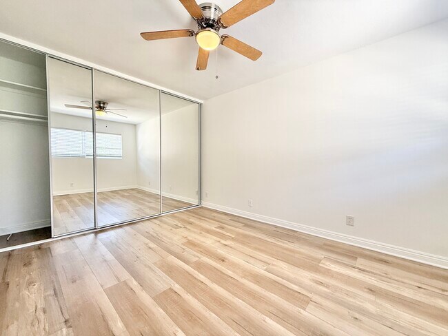 Building Photo - 1541 N Formosa Ave