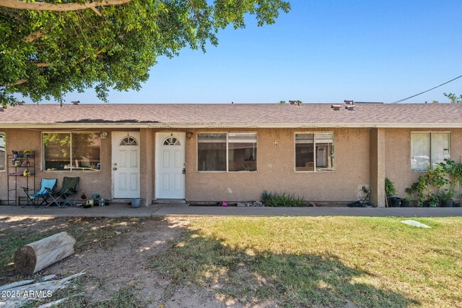 Primary Photo - 555 S Bellview