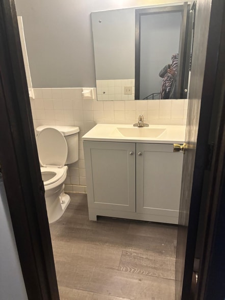 Building Photo - 7126 72nd Ln N