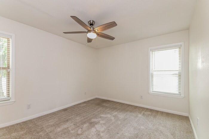 Building Photo - 7315 Gayglen Dr