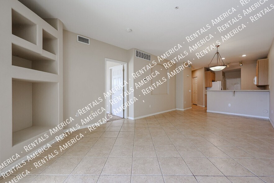 Building Photo - 6535 E Superstition Springs Blvd