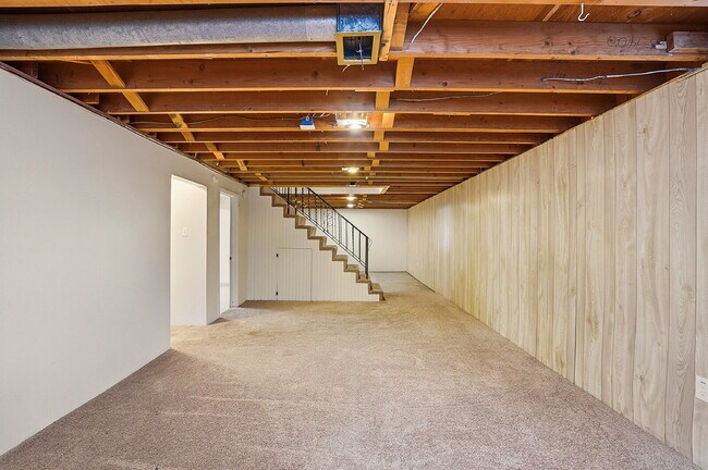 Building Photo - $2,740.95, 4 Beds - 3 Bath, Single Family Home in Denver with Washer and Dryer!