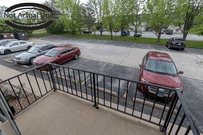 Building Photo - 3408 Balboa Ln