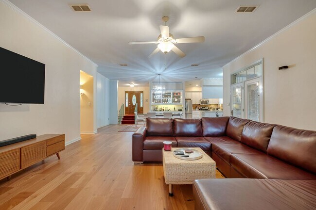 Building Photo - 3440 Jonathan Landing Dr