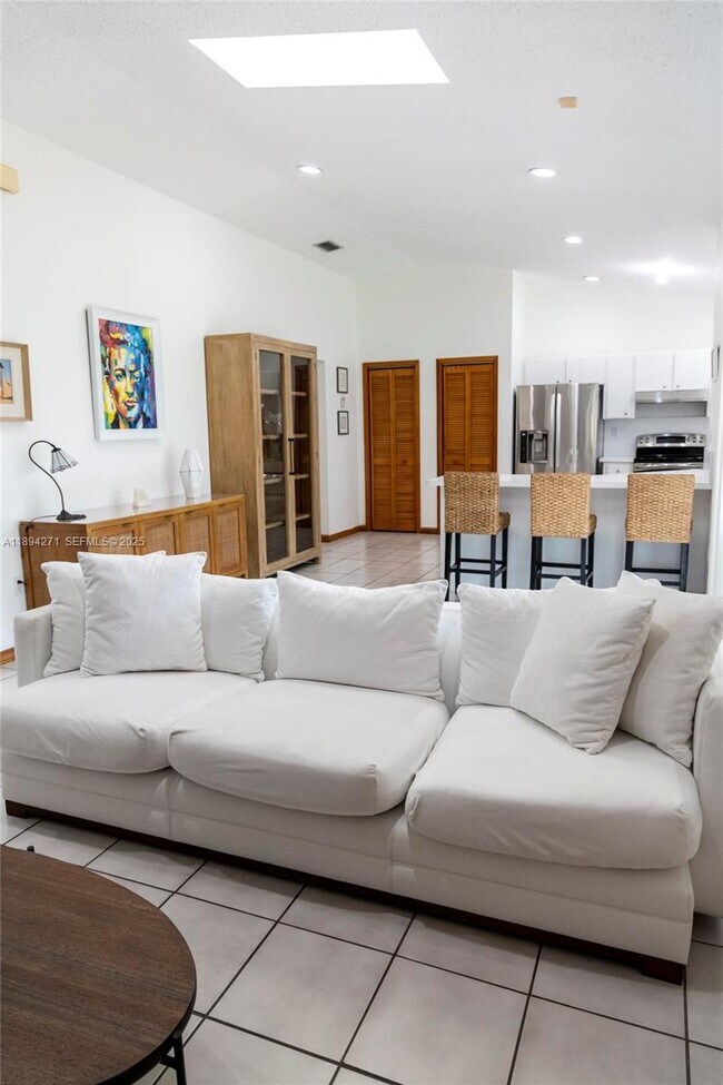 Building Photo - 8192 SW 90th Ave