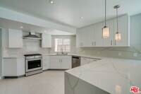 Building Photo - 481 S Holt Ave