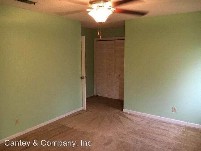 Building Photo - 2 br, 2.5 bath House - 140 Lionsgate Drive