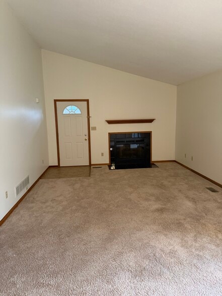 Building Photo - 1929 Ritchie Rd