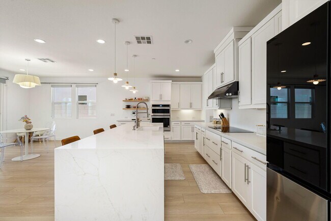 Building Photo - 51726 Via Santero