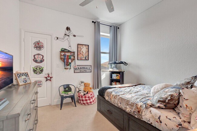 Building Photo - 19742 Split Rail Run