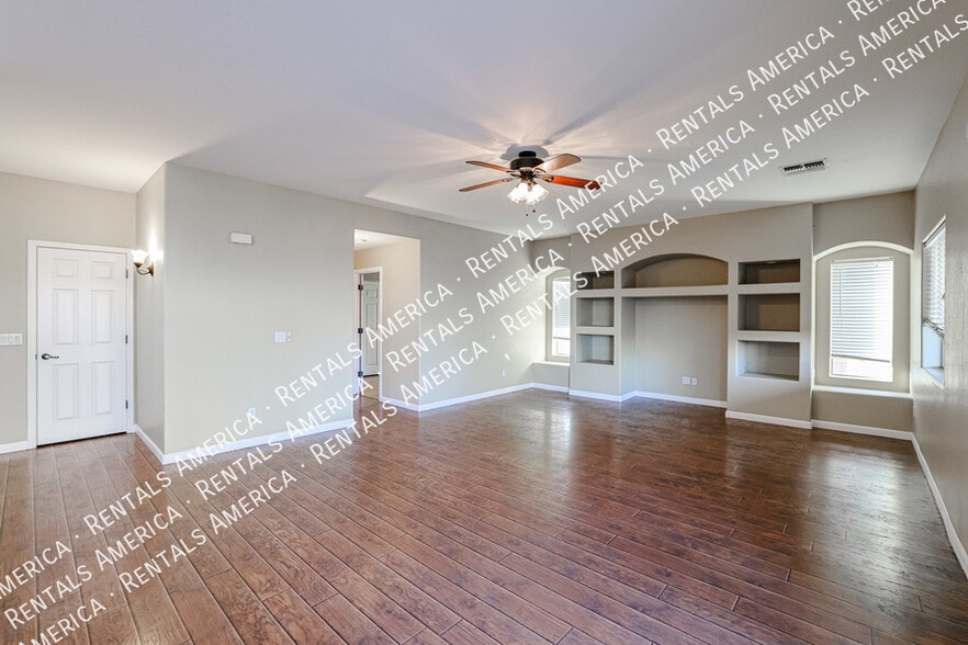 Building Photo - 14958 W Cameron Dr