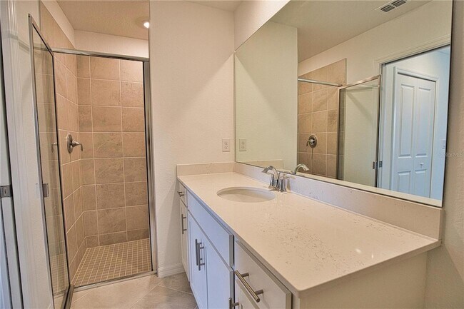 Building Photo - 12280 Wellen Golf St