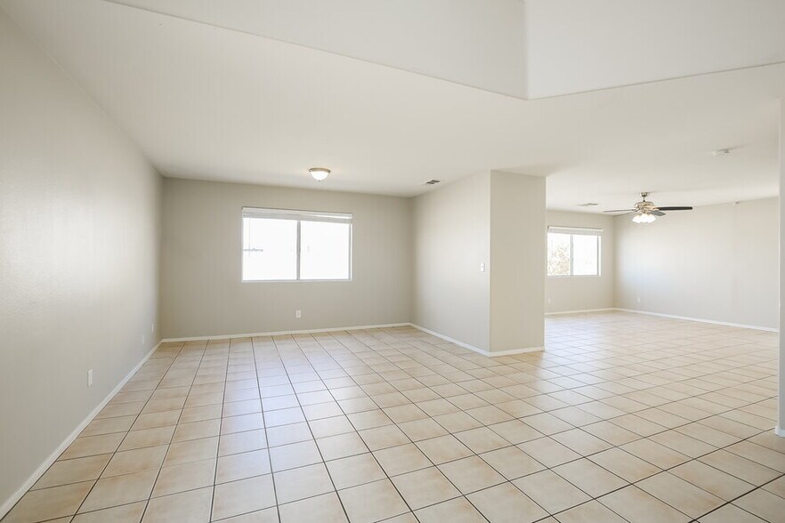 Building Photo - 3940 Camryn Holly St