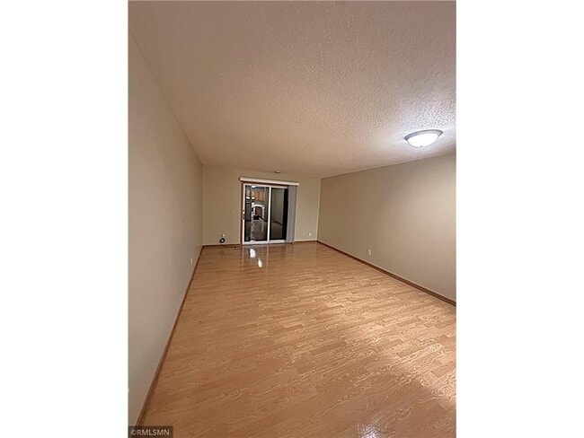 Building Photo - 831 Highview Dr