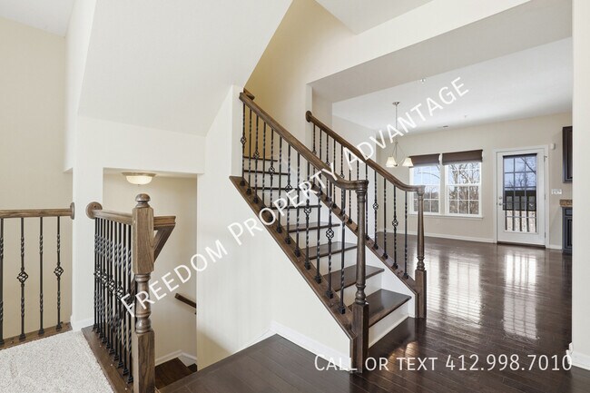 Building Photo - 412 Olive Ln