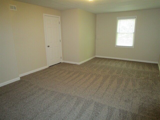 Building Photo - 623 Redwood Ln