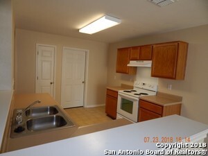 Building Photo - Nice 3 bedroom 2 bath with Loft -Ready for...