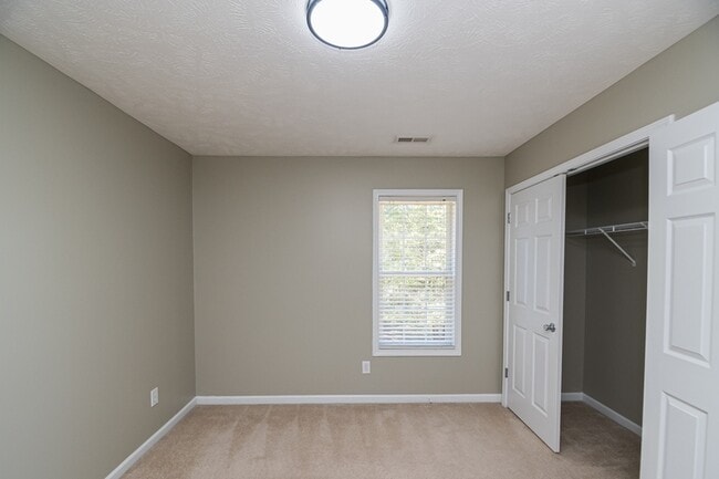 Building Photo - 3401 Connection Dr