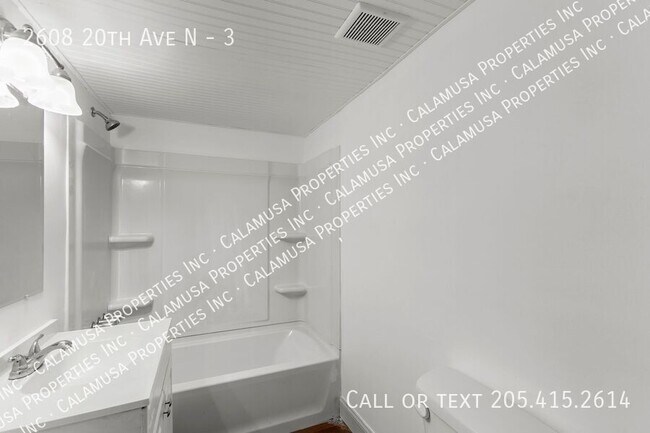 Building Photo - 2608 20th Ave N