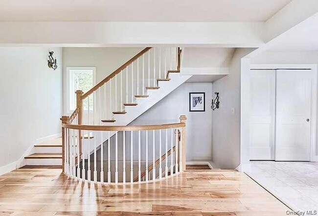 Building Photo - 21 Contentment Ln